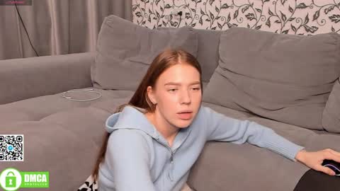 Snapshot of emily_and_friends chatting on January 22, 2025, 8:17 pm Emily end Darren online show from January 22, 2025, 8:17 pm