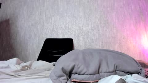 Snapshot of emily_ariaszc chatting on February 1, 2025, 6:21 am Emily online show from February 1, 2025, 6:21 am