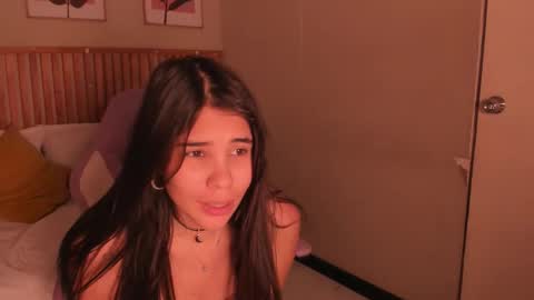              online show from November 10, 2025, 8:41 pm