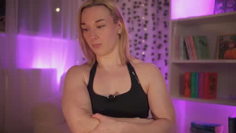 Em -  online show from January 6, 2025, 10:26 pm