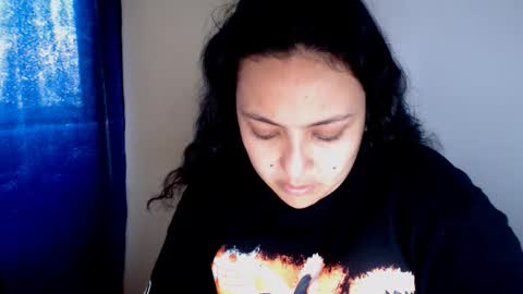 Snapshot of emily_galvis chatting on December 19, 2025, 12:12 pm online show from December 19, 2025, 12:12 pm