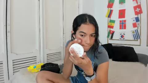 emily_gaviria1 online show from June 23, 2026, 12:14 pm