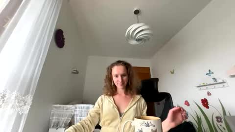 Snapshot of emily_in_parisss chatting on October 3, 2025, 10:45 am Emily  online show from October 3, 2025, 10:45 am