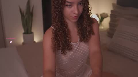 Juliana online show from March 11, 2026, 2:28 am