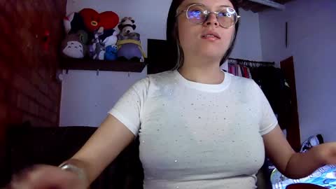 Julieta online show from January 26, 2025, 3:47 pm