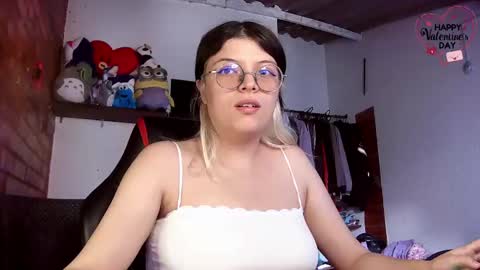 Julieta online show from February 14, 2025, 7:02 pm