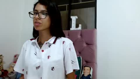 Snapshot of emily_loperaa chatting on January 23, 2025, 2:02 am Emily online show from January 23, 2025, 2:02 am