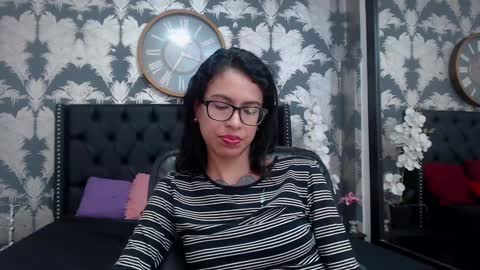 Snapshot of emily_loperaa chatting on January 30, 2025, 6:43 pm Emily online show from January 30, 2025, 6:43 pm