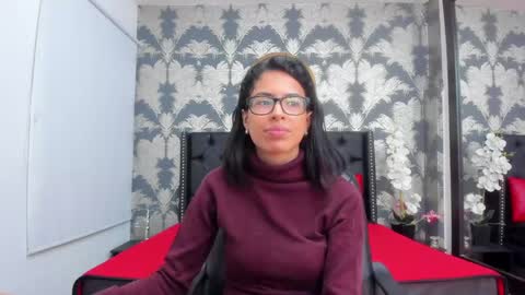 Snapshot of emily_loperaa chatting on February 3, 2025, 2:45 pm Emily online show from February 3, 2025, 2:45 pm