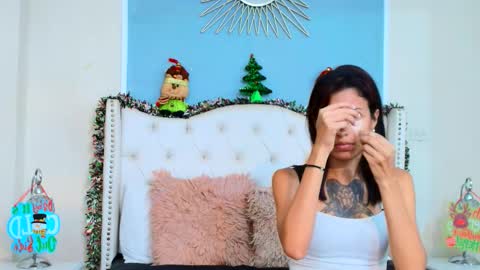 Emily online show from December 3, 2025, 6:28 pm