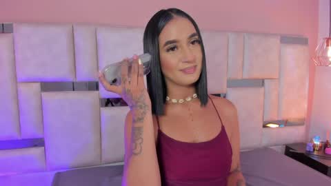 emily_luve online show from May 13, 2026, 7:55 pm
