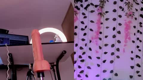 Emily online show from January 26, 2025, 10:24 pm