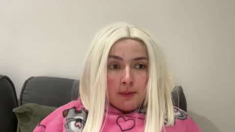 emily_morning_dew online show from November 16, 2025, 3:06 pm