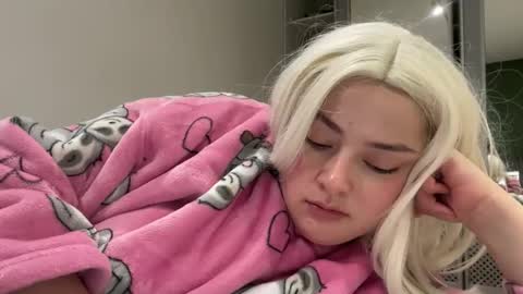 emily_morning_dew online show from January 16, 2026, 5:33 am