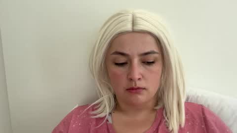 emily_morning_dew online show from April 7, 2026, 12:16 pm