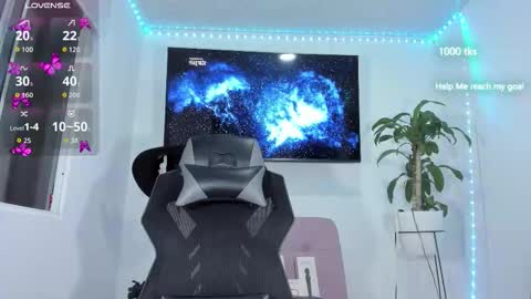 emily_palmeer online show from December 19, 2025, 10:00 am