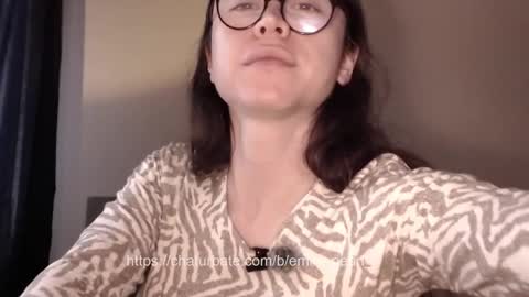 Snapshot of emily_pearl_ chatting on February 11, 2025, 9:14 pm emily_pearl_ online show from February 11, 2025, 9:14 pm