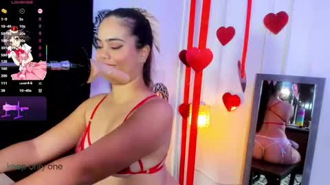 Snapshot of emily_preetygirl chatting on February 14, 2026, 12:13 pm EMILY online show from February 14, 2026, 12:13 pm