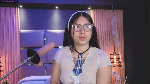 Emily online show from November 22, 2025, 11:31 am