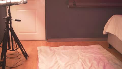 Emily online show from April 7, 2026, 11:32 am