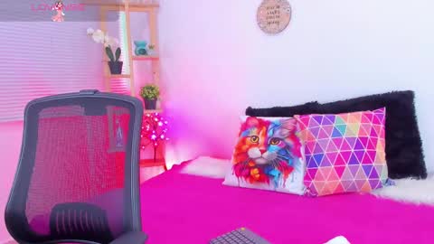 Emily online show from February 22, 2025, 10:20 pm