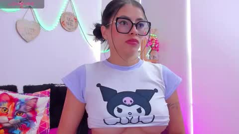 Emily online show from December 1, 2025, 2:22 pm