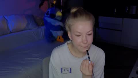emily shepard online show from May 14, 2026, 1:45 am