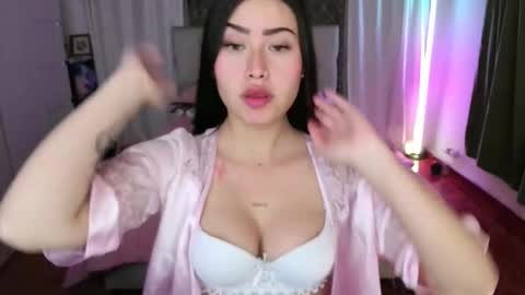 Emily  Swan online show from January 13, 2026, 3:56 am