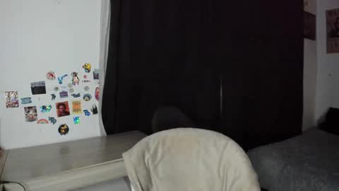 emily_vader online show from February 16, 2025, 2:20 am