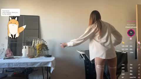 Lia online show from April 1, 2026, 2:14 pm