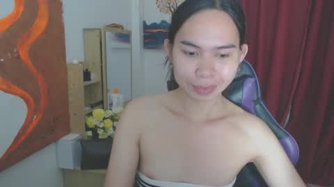 emily_xo143 online show from March 29, 2026, 8:58 am