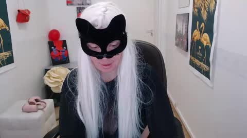 Emily online show from February 11, 2025, 12:16 pm