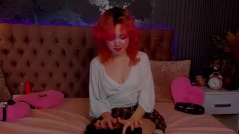 Baby Emelli online show from December 3, 2025, 7:38 am