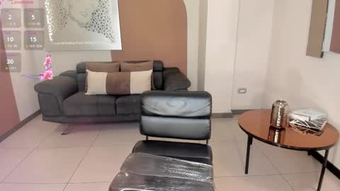 Emily Armstrong online show from December 12, 2024, 2:33 pm