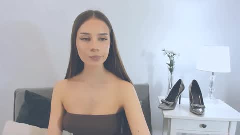 EmilyCharming online show from February 5, 2025, 12:20 am