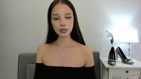 EmilyCharming online show from September 30, 2025, 8:14 pm