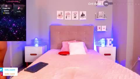 Emi Fit online show from October 22, 2025, 7:46 pm