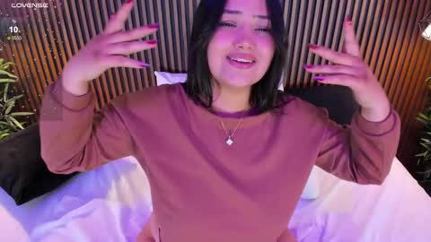 Emily  online show from March 6, 2025, 7:36 am