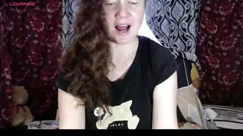 EmilyDoth online show from October 14, 2025, 3:51 am