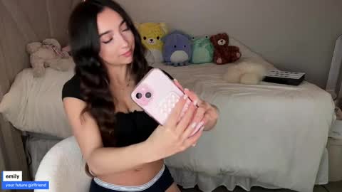 emilyfawn online show from September 19, 2025, 4:03 am