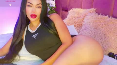 Emily Flame online show from May 26, 2026, 9:22 pm