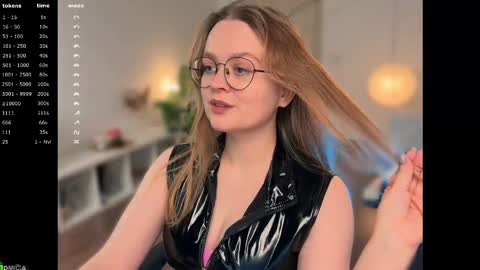 Emily  online show from January 9, 2026, 1:47 pm