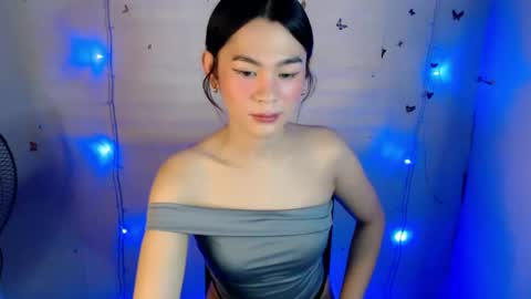 Snapshot of emilyfuckers chatting on January 13, 2025, 4:08 pm ariane online show from January 13, 2025, 4:08 pm