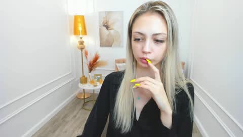 Emily online show from April 8, 2026, 7:47 pm