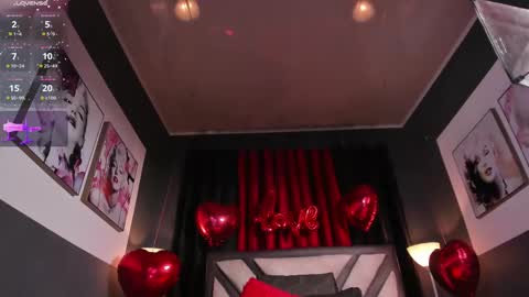 Emily Jhonson online show from February 10, 2025, 4:14 pm