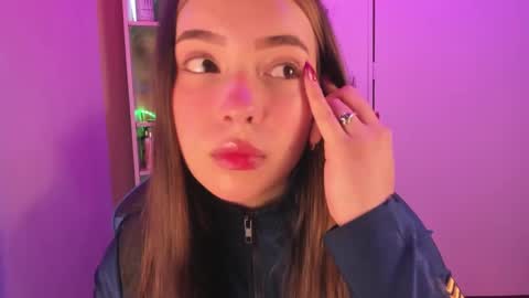 VALEEEN online show from February 9, 2025, 3:56 pm