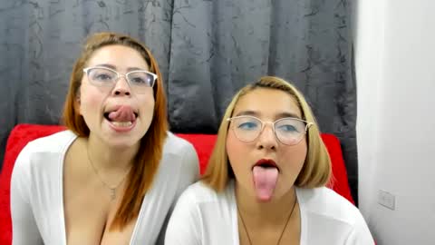 Snapshot of emilyriskhot chatting on January 7, 2025, 4:27 pm emily friends online show from January 7, 2025, 4:27 pm