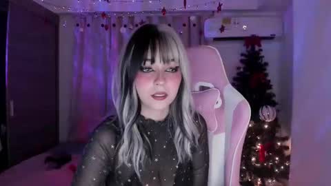 EMILY online show from December 12, 2024, 10:02 am