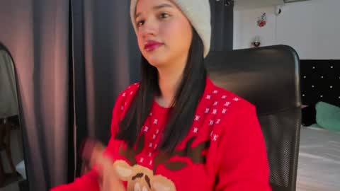 emilyrousex online show from December 23, 2024, 3:23 pm