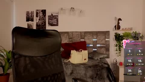 Snapshot of emilyrousex chatting on July 15, 2026, 4:56 pm emilyrousex online show from July 15, 2026, 4:56 pm